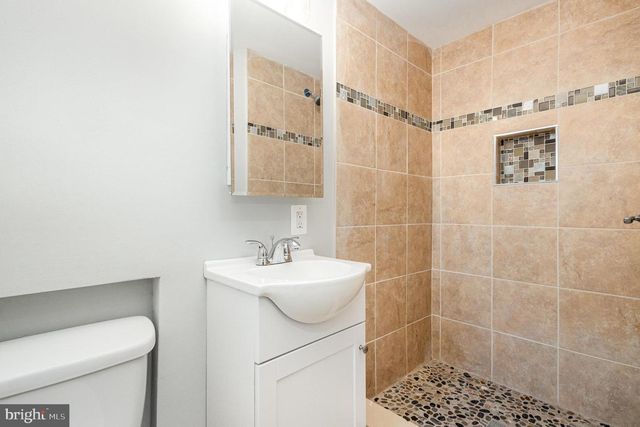 711 QUACKENBOS ST NW, Washington, DC 20011