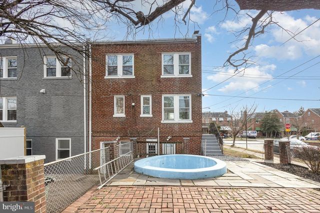 711 QUACKENBOS ST NW, Washington, DC 20011