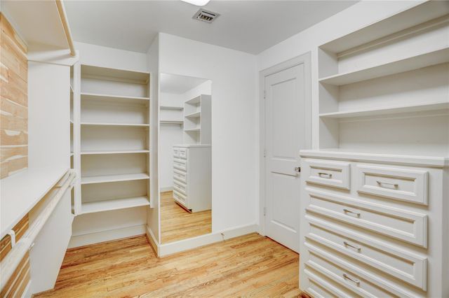 1120 Texas Street 9C, Houston, TX 77002