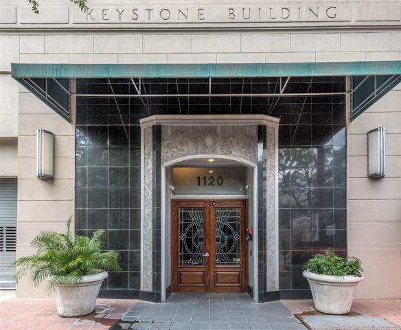 1120 Texas Street 9C, Houston, TX 77002