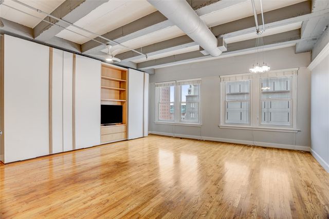 1120 Texas Street 9C, Houston, TX 77002