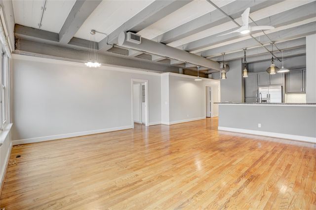 1120 Texas Street 9C, Houston, TX 77002