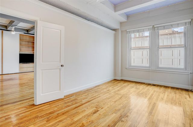 1120 Texas Street 9C, Houston, TX 77002