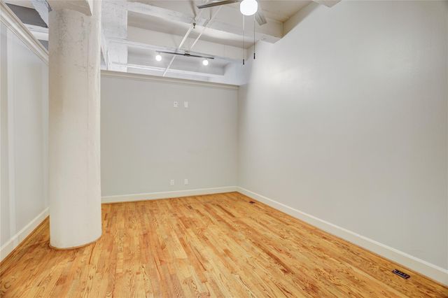 1120 Texas Street 9C, Houston, TX 77002