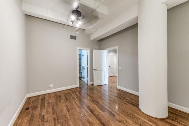 1120 Texas Street 9C, Houston, TX 77002