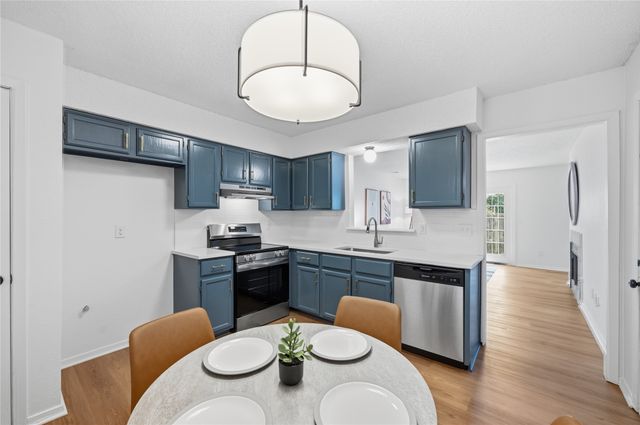1023 N Redbud Avenue, Broken Arrow, OK 74012