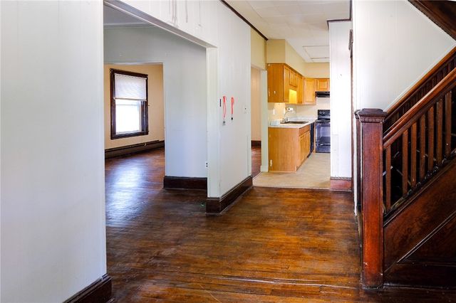 374 Pennsylvania Avenue, Elmira City, NY 14904