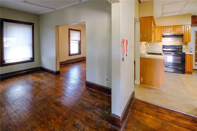 374 Pennsylvania Avenue, Elmira City, NY 14904