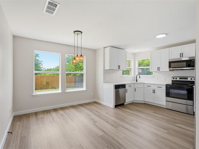 104 Adams Drive, Crowley, TX 76036