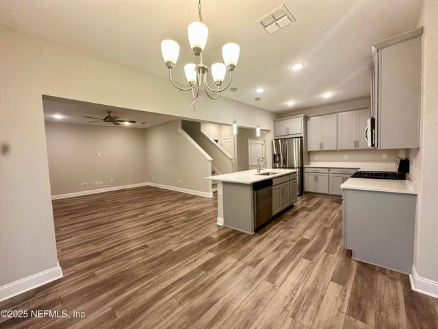 12034 KEARNEY Street, Jacksonville, FL 32256