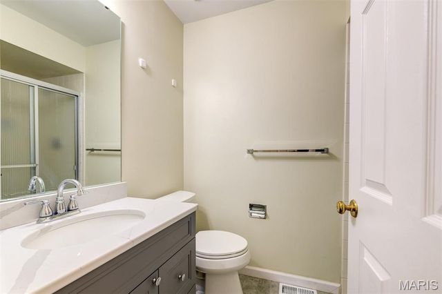 709 Turtle Cove, Ballwin, MO 63011