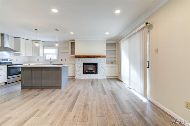 709 Turtle Cove, Ballwin, MO 63011