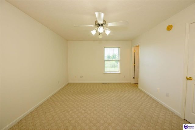 247 Meadowlake Drive, Radcliff, KY 40160