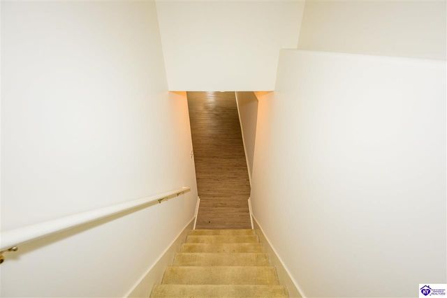 247 Meadowlake Drive, Radcliff, KY 40160