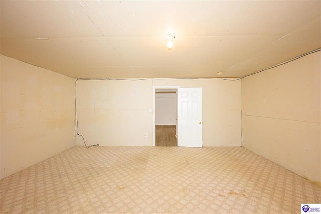 247 Meadowlake Drive, Radcliff, KY 40160