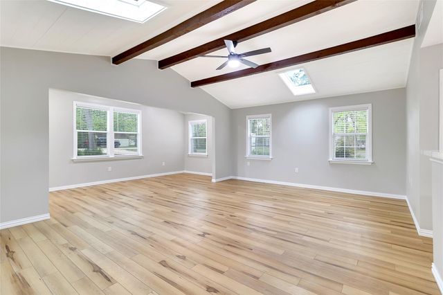 172 Pine Needle St, Onalaska, TX 77360