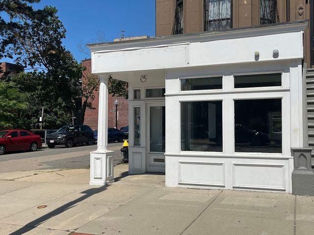 437-437A Columbus Ave, Boston, MA 02116