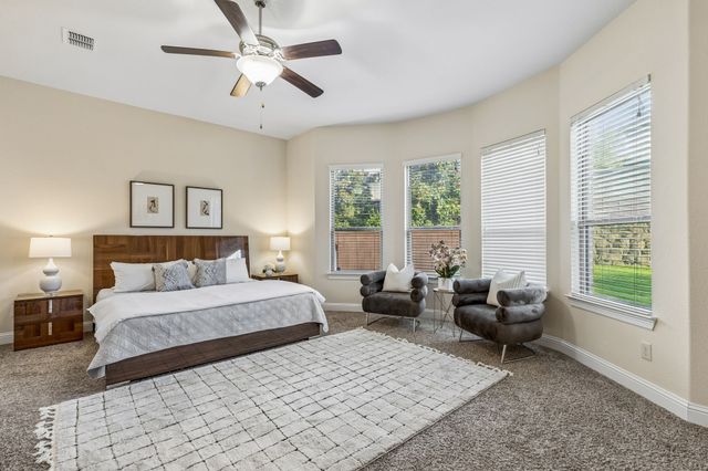 349 Hill Creek Lane, Grapevine, TX 76051