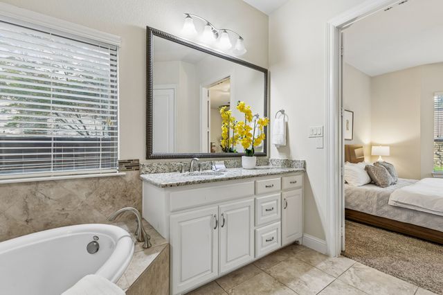349 Hill Creek Lane, Grapevine, TX 76051