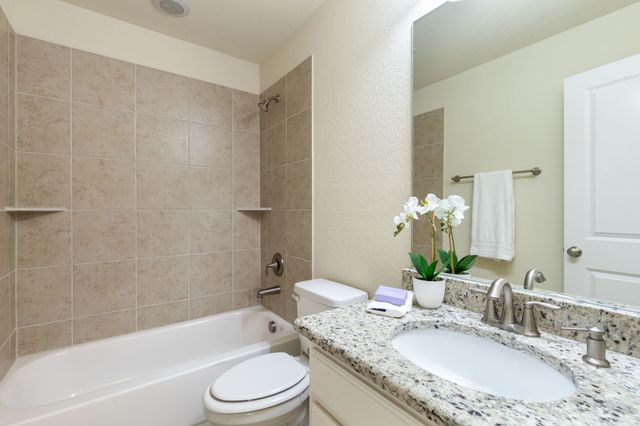 349 Hill Creek Lane, Grapevine, TX 76051