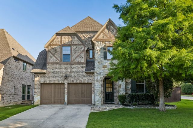 349 Hill Creek Lane, Grapevine, TX 76051