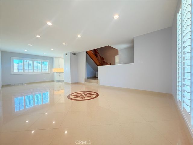 1765 Garvin, Simi Valley, CA 93065