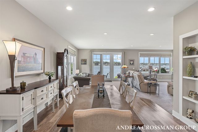 543 Macatawa Avenue, Holland, MI 49423