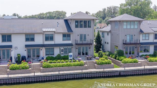 543 Macatawa Avenue, Holland, MI 49423
