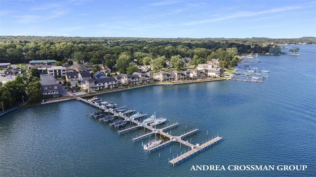 543 Macatawa Avenue, Holland, MI 49423