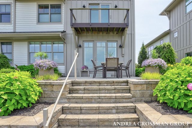 543 Macatawa Avenue, Holland, MI 49423