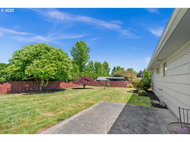 1637 CAMINO Dr, Forest Grove, OR 97116