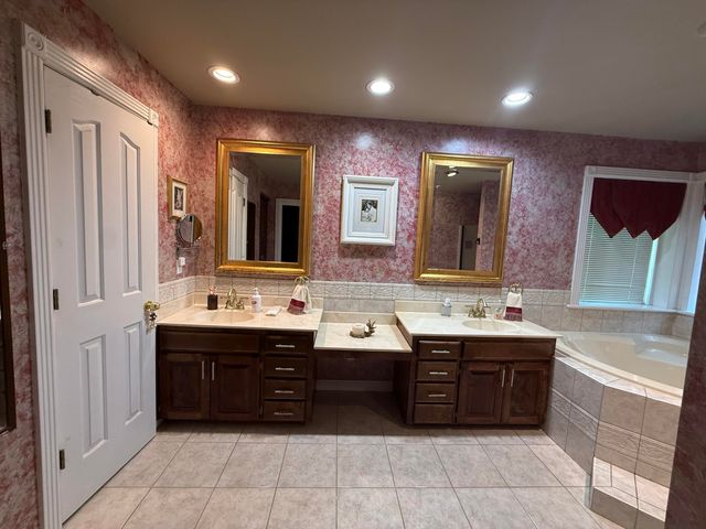 334 Adams Hill Drive, Richmond, KY 40475