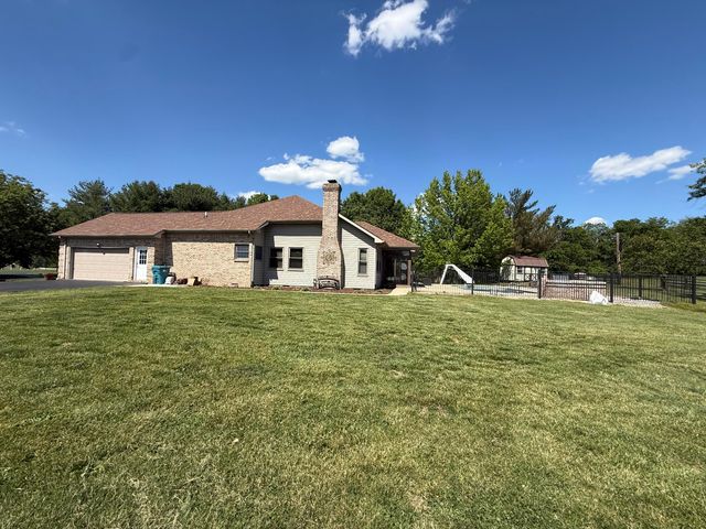 334 Adams Hill Drive, Richmond, KY 40475