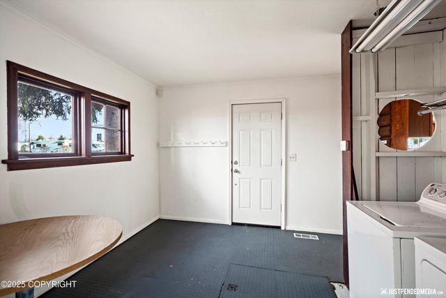 624 Karluk Street, Anchorage, AK 99501