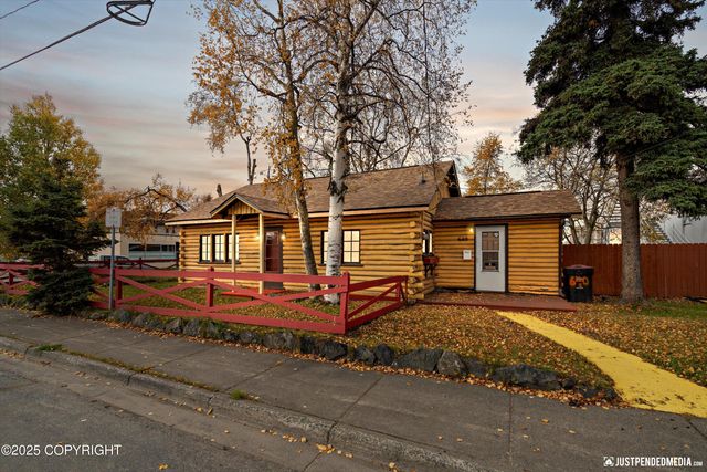 624 Karluk Street, Anchorage, AK 99501