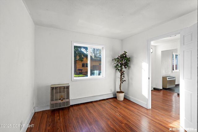 624 Karluk Street, Anchorage, AK 99501