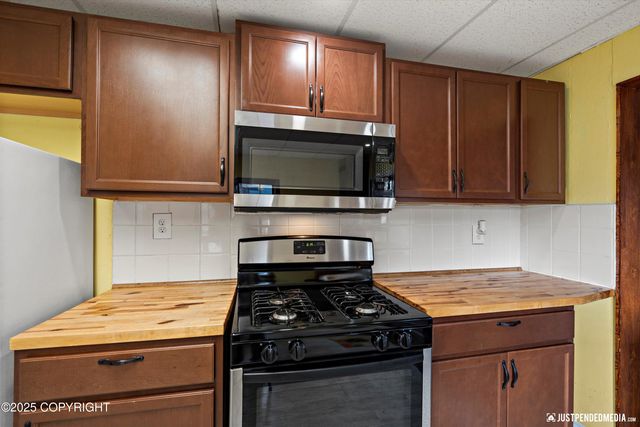 624 Karluk Street, Anchorage, AK 99501