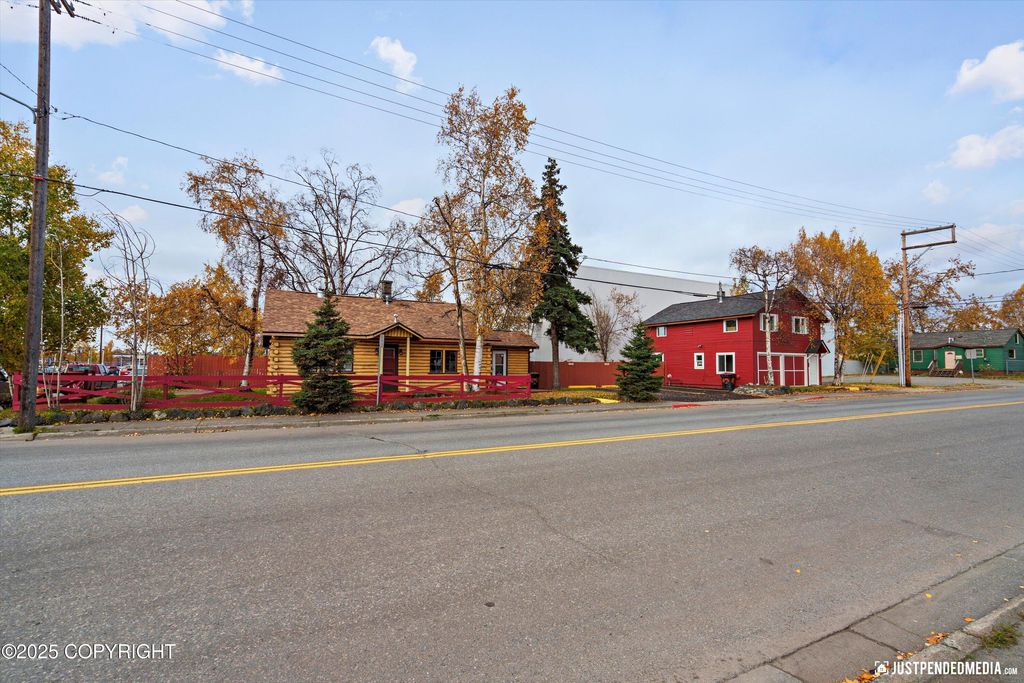 624 Karluk Street, Anchorage, AK 99501