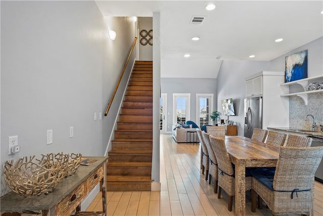 140 Social Circ 3-304, Port Aransas, TX 78373