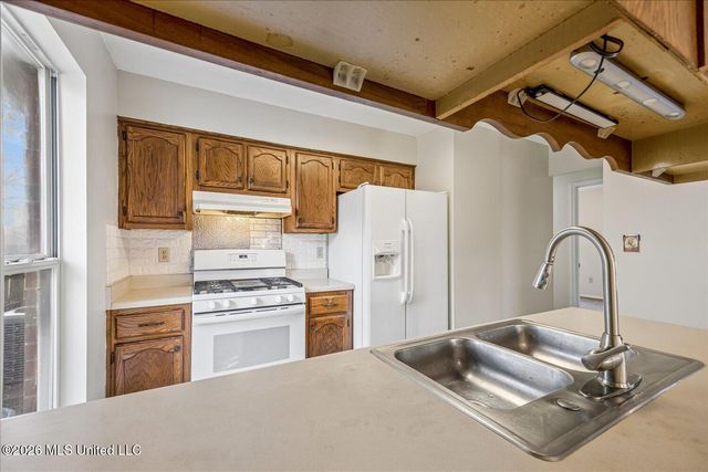10475 Oak Leaf Drive, Olive Branch, MS 38654