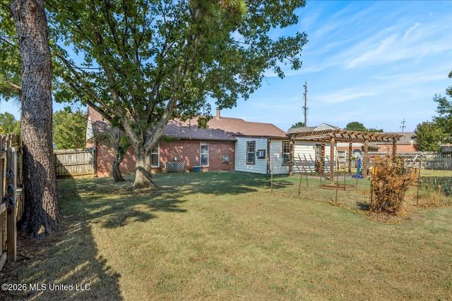 10475 Oak Leaf Drive, Olive Branch, MS 38654