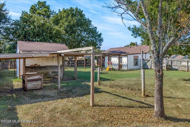 10475 Oak Leaf Drive, Olive Branch, MS 38654