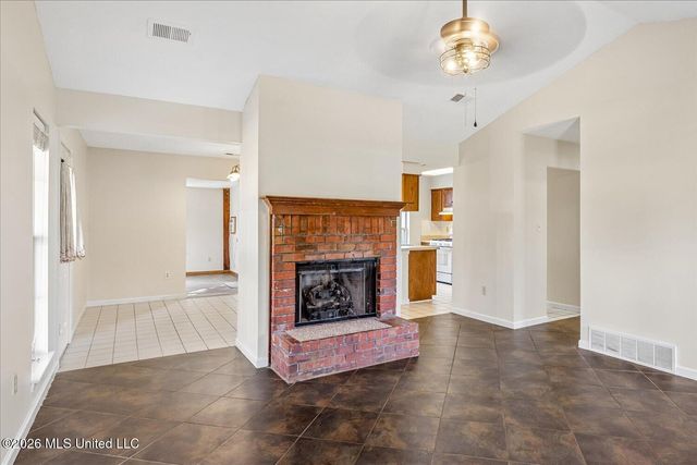 10475 Oak Leaf Drive, Olive Branch, MS 38654