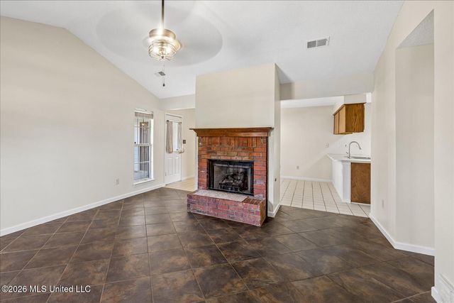 10475 Oak Leaf Drive, Olive Branch, MS 38654