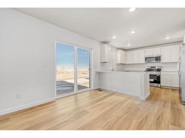 9144 Old Divide Dr, Colorado Springs, CO 80908