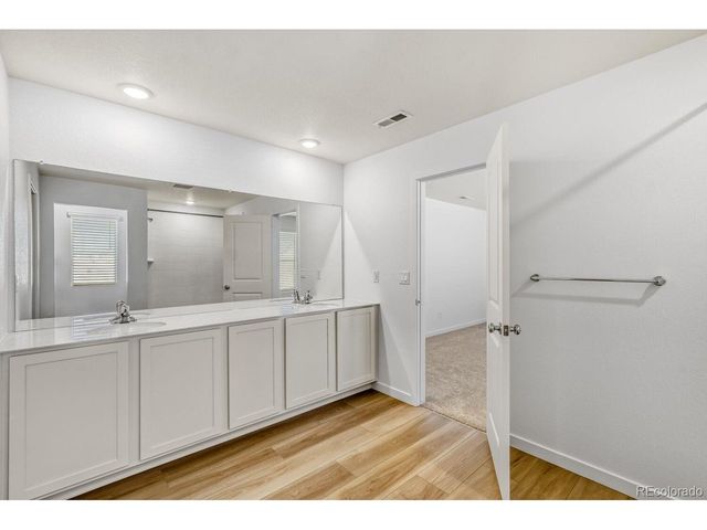 9144 Old Divide Dr, Colorado Springs, CO 80908