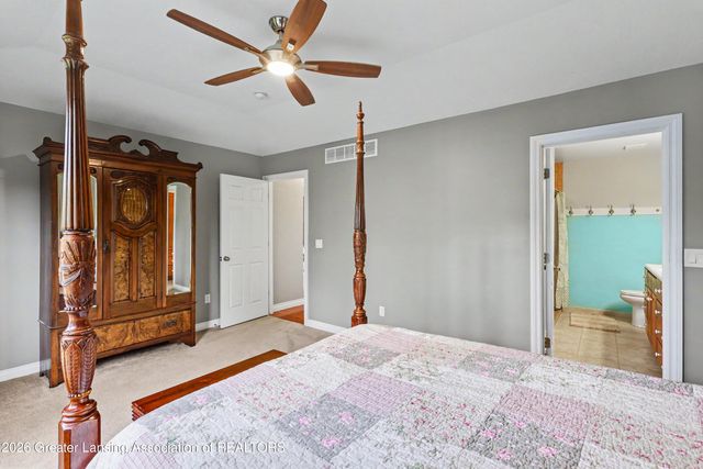16090 Park Lake Road, East Lansing, MI 48823