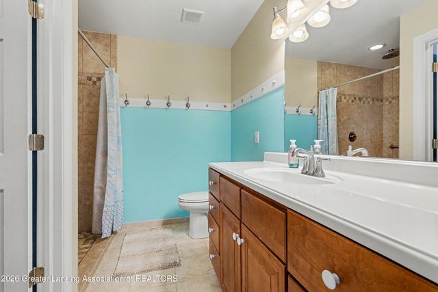 16090 Park Lake Road, East Lansing, MI 48823