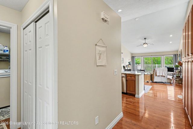 16090 Park Lake Road, East Lansing, MI 48823