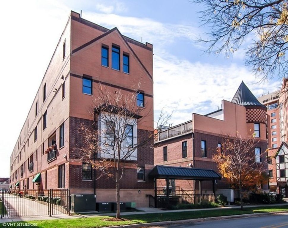 170 N Marion Street 8, Oak Park, IL 60301